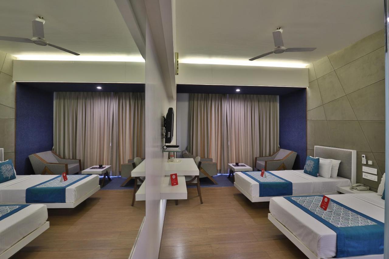 แคปิตัล โอ 1338 โฮเต็ล ฮาร์โมนี Hotel ราชโกฎิ ภายนอก รูปภาพ